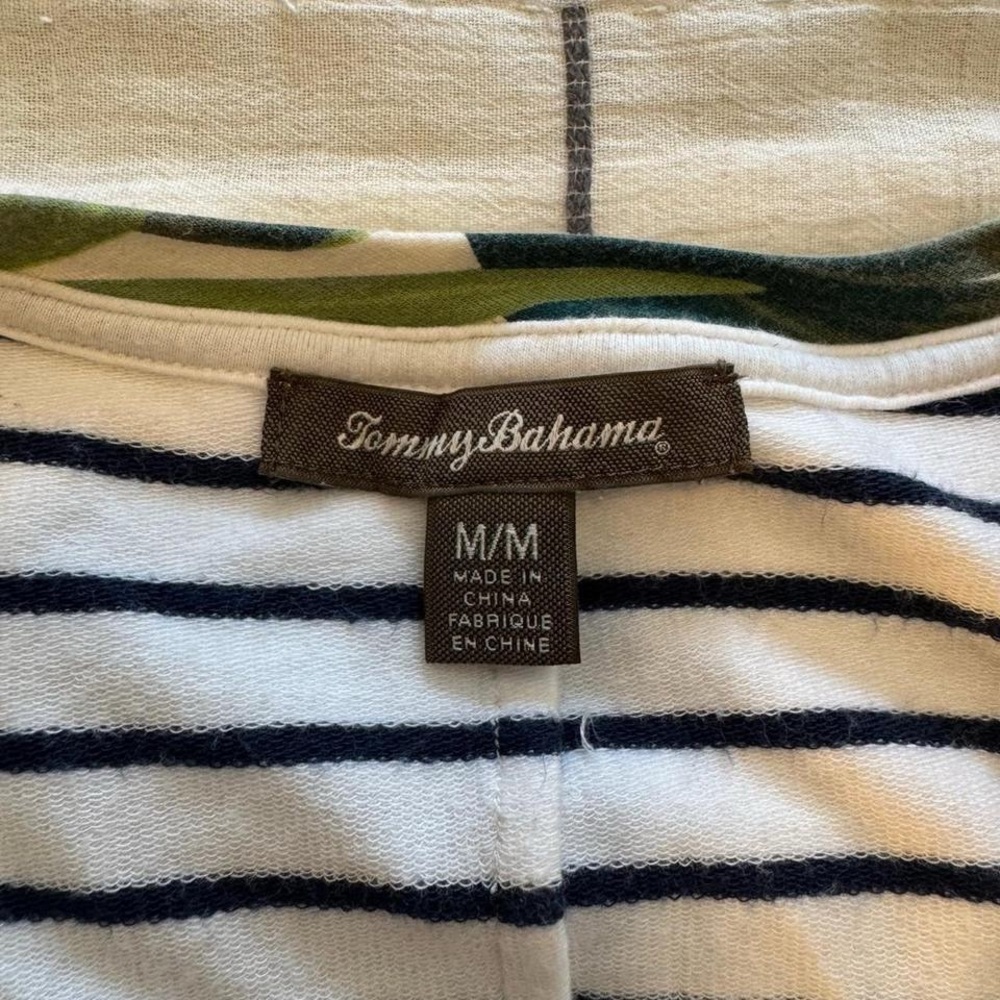 🌺 Tommy Bahama Tropical Floral & Stripe Long Sleeve Top - Relaxed Fit - Size M 🌴 - Picture 5 of 11